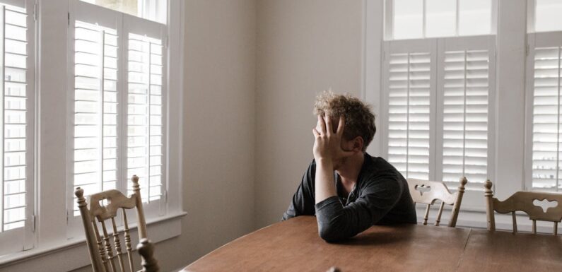 Uzależnienie zaczyna się niewinnie – jak rozpoznać pierwsze sygnały, że tracisz kontrolę?